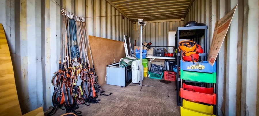 10 Bedroom Property for Sale in Skeerpoort North West